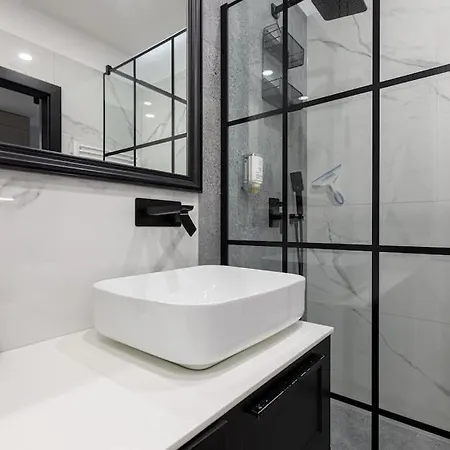 아파트 Close-urban Chic - Cozy And Modern Apartment- Jana Pawla